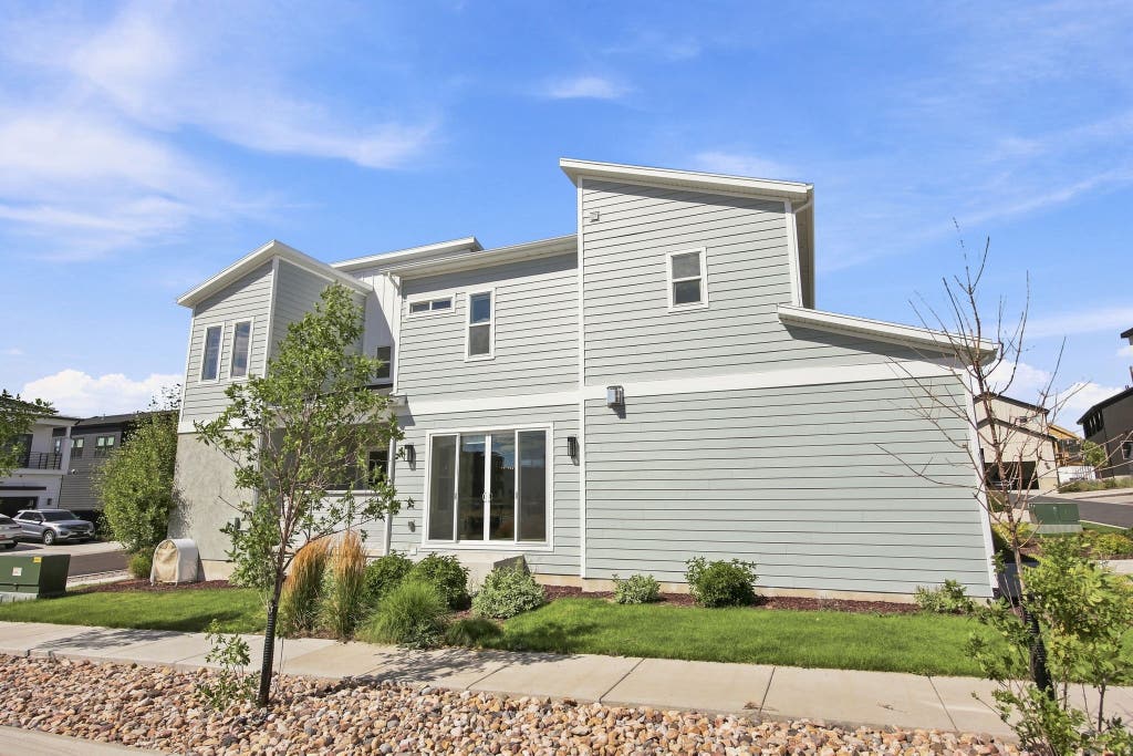 Photo of 1243 E GAMBEL OAK WAY S, Park City, UT 84098 (MLS # 2181060)