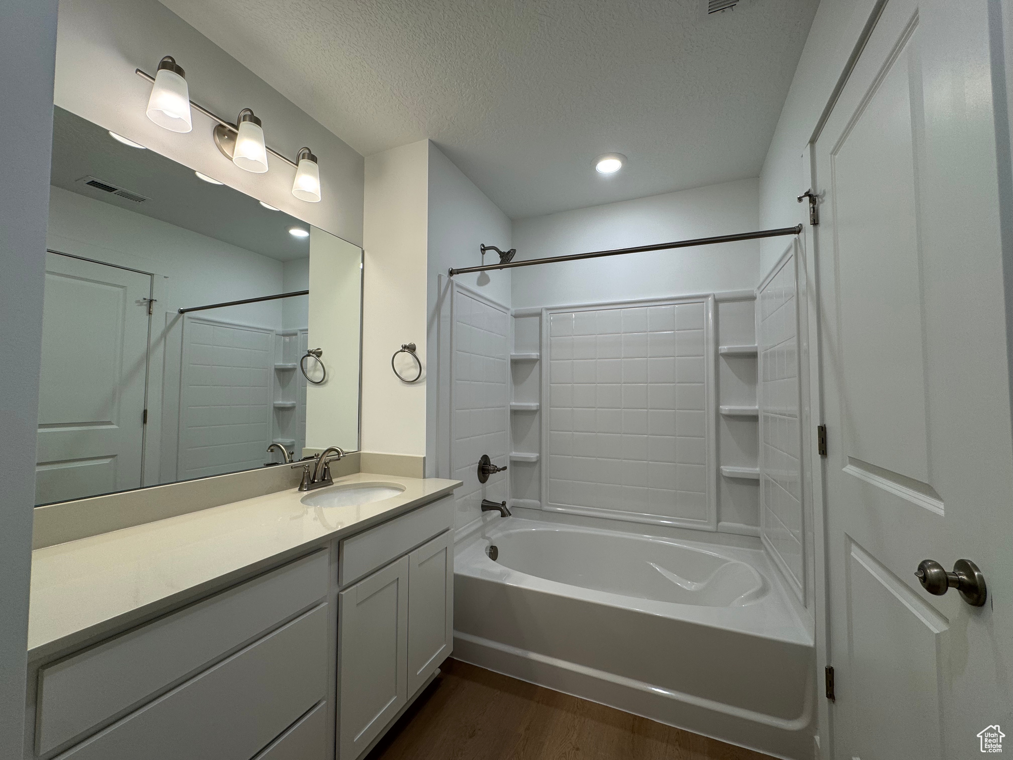 TRAILSIDE - Residential