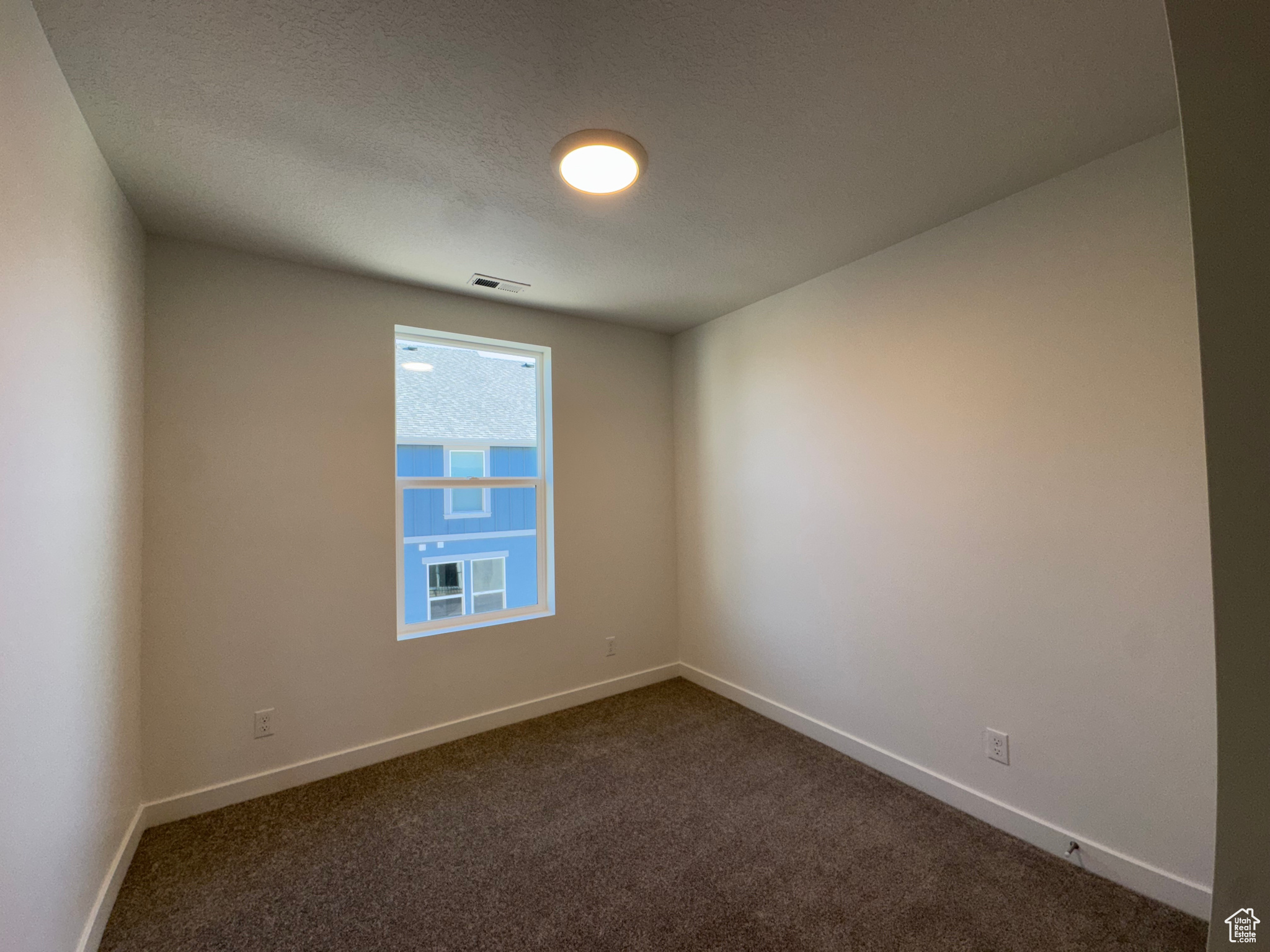 TRAILSIDE - Residential
