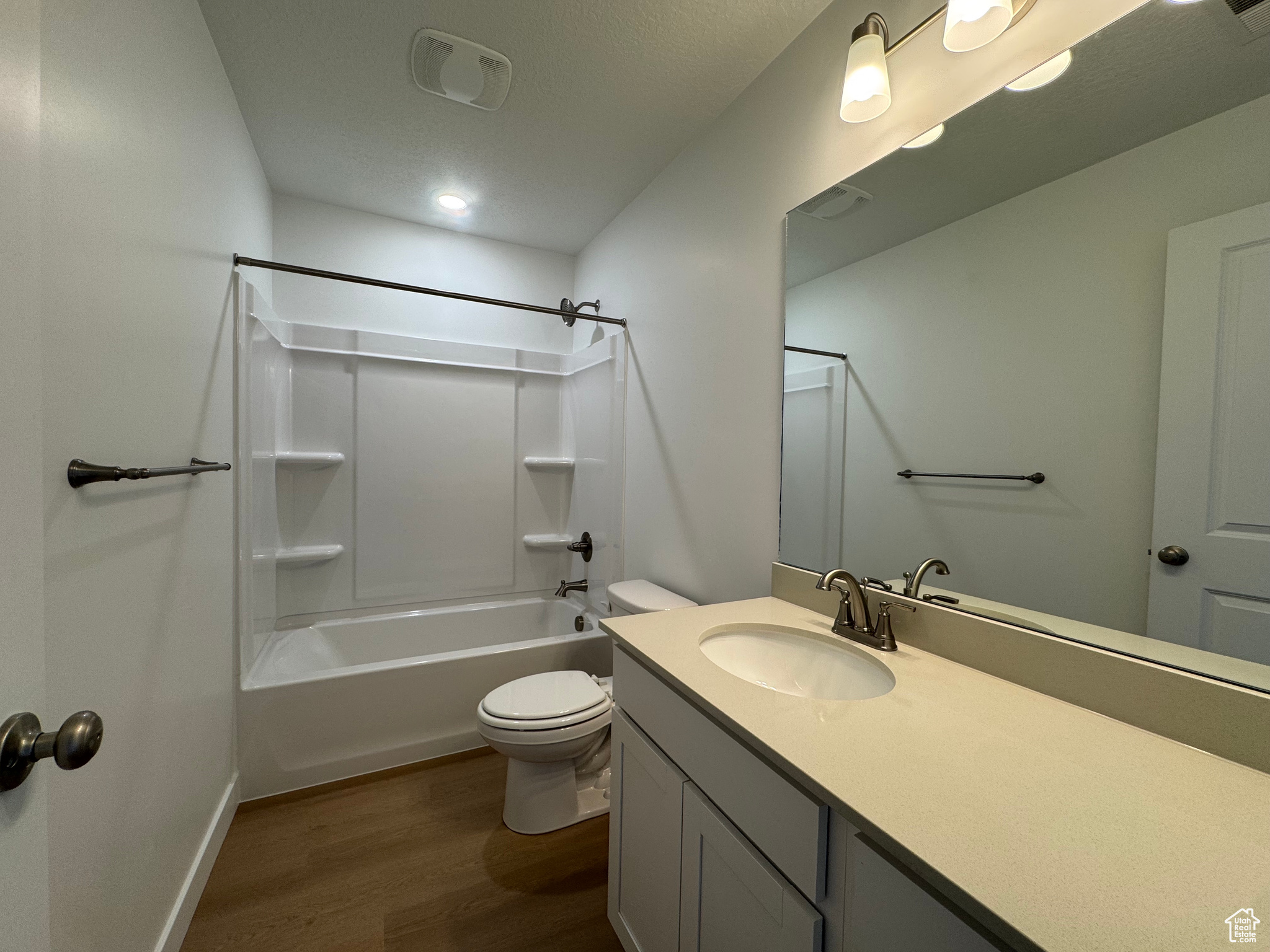 TRAILSIDE - Residential