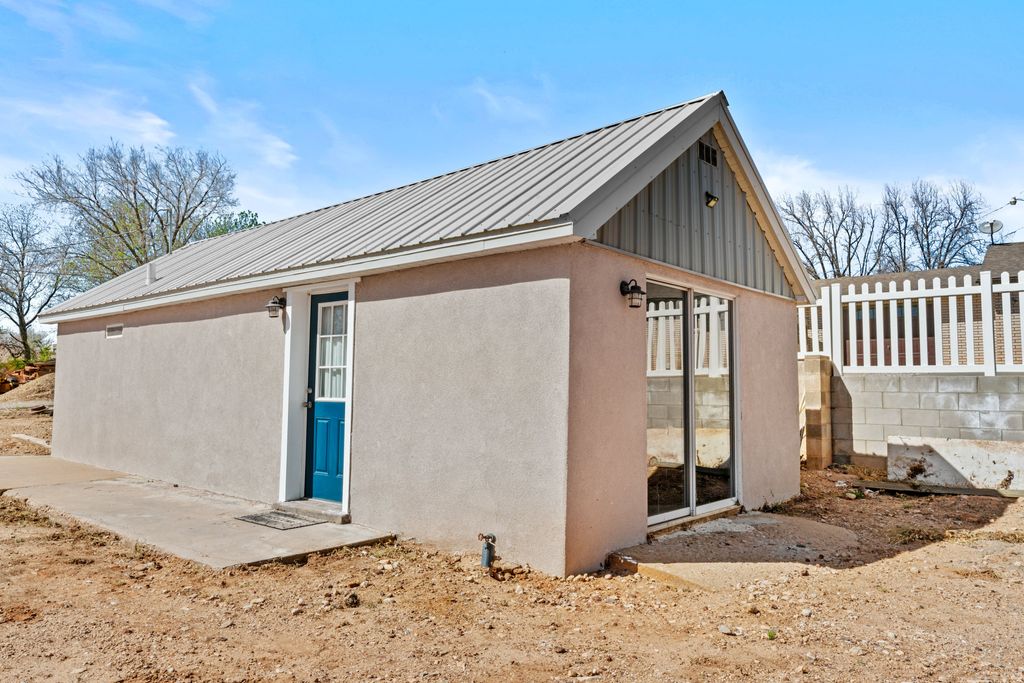 Photo of 120 N 325 W, Hurricane, UT 84737 (MLS # 2144018)