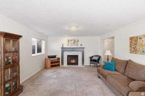 Tiny photo for 2543 N 525 E, North Ogden, UT 84414 (MLS # 2133561)