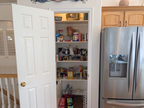 Tiny photo for 2543 N 525 E, North Ogden, UT 84414 (MLS # 2133561)