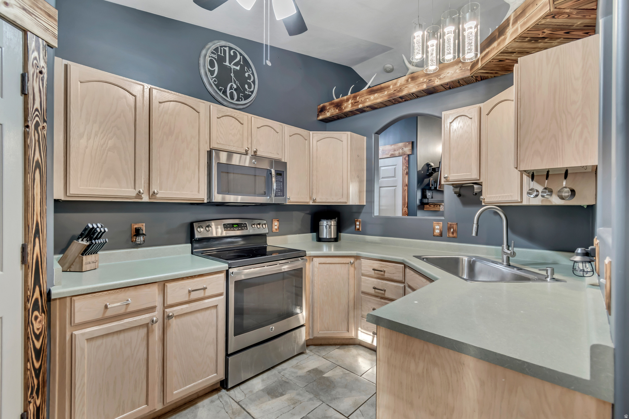 WESTLAND COVE - Residential