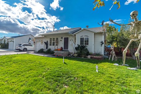 Photo of 272 S 950 W, Tooele, UT 84074 (MLS # 2118278)