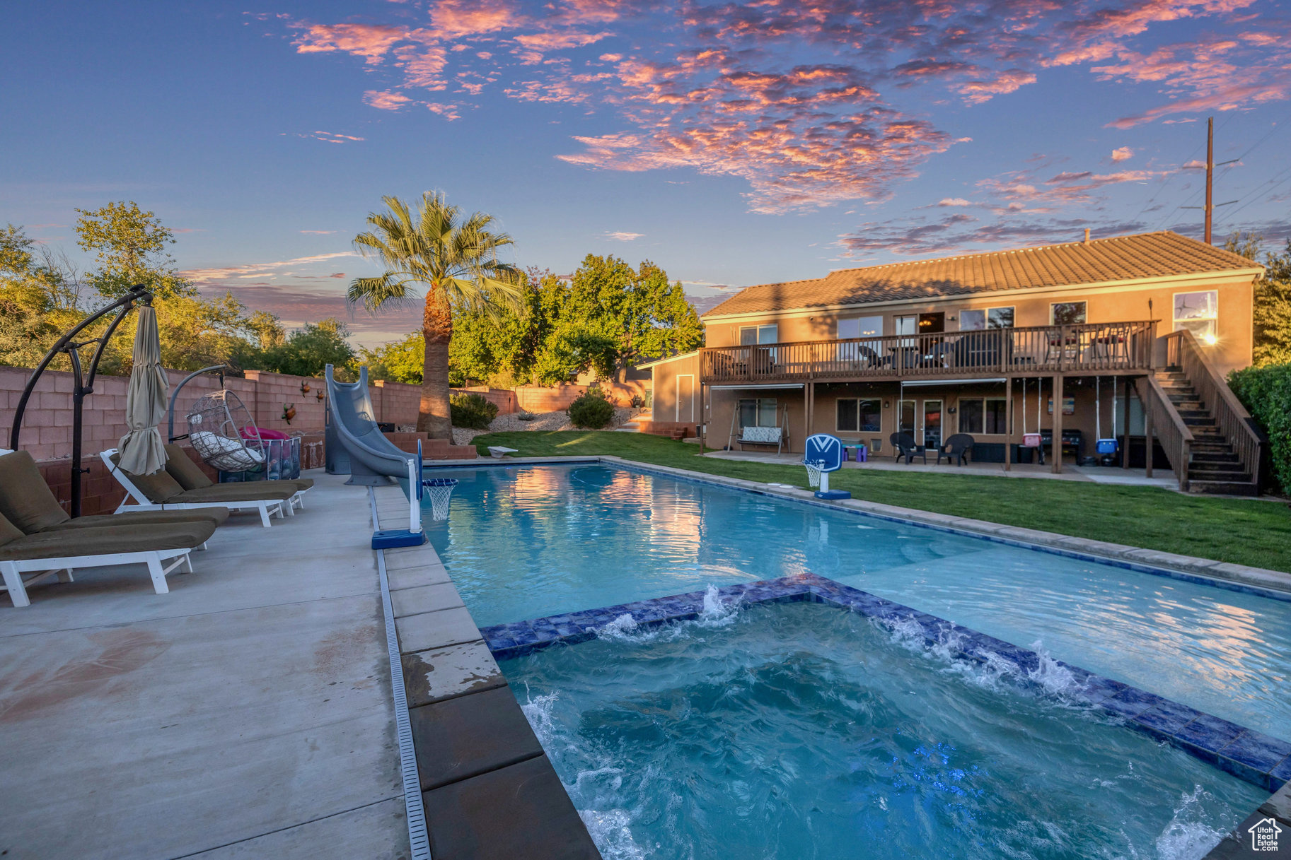 SEDONA HILLS - Residential