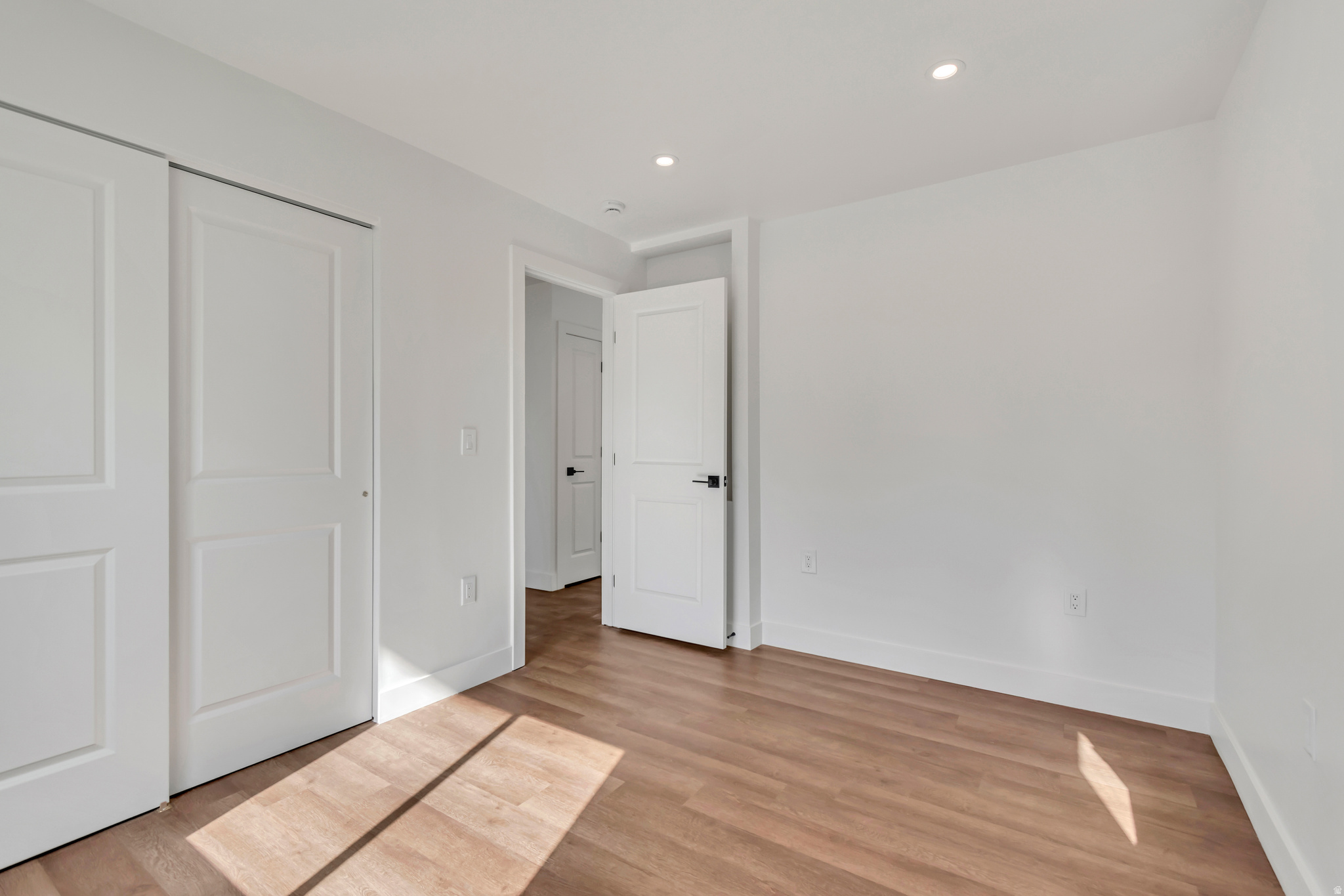GLENDALE GARDENS - Residential