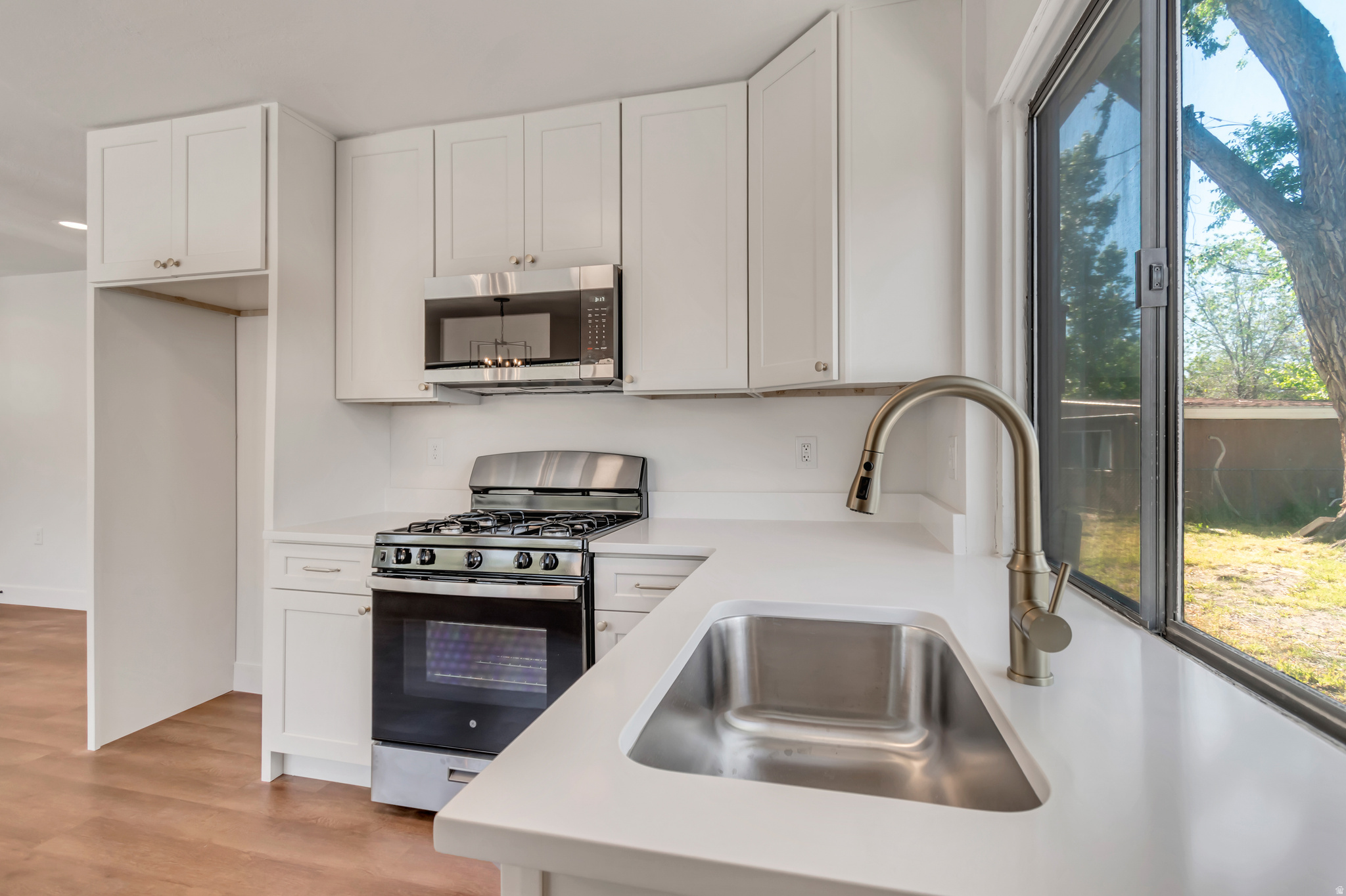 GLENDALE GARDENS - Residential