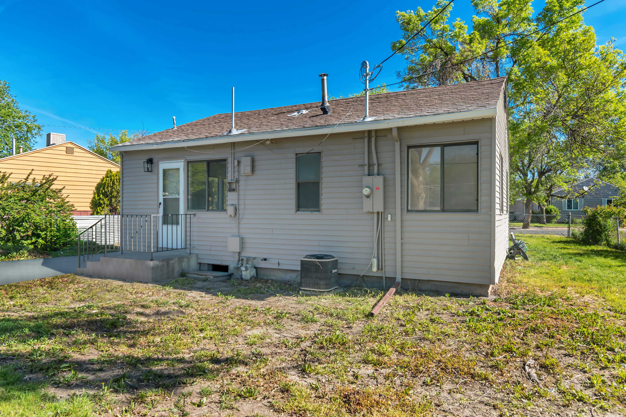 GLENDALE GARDENS - Residential