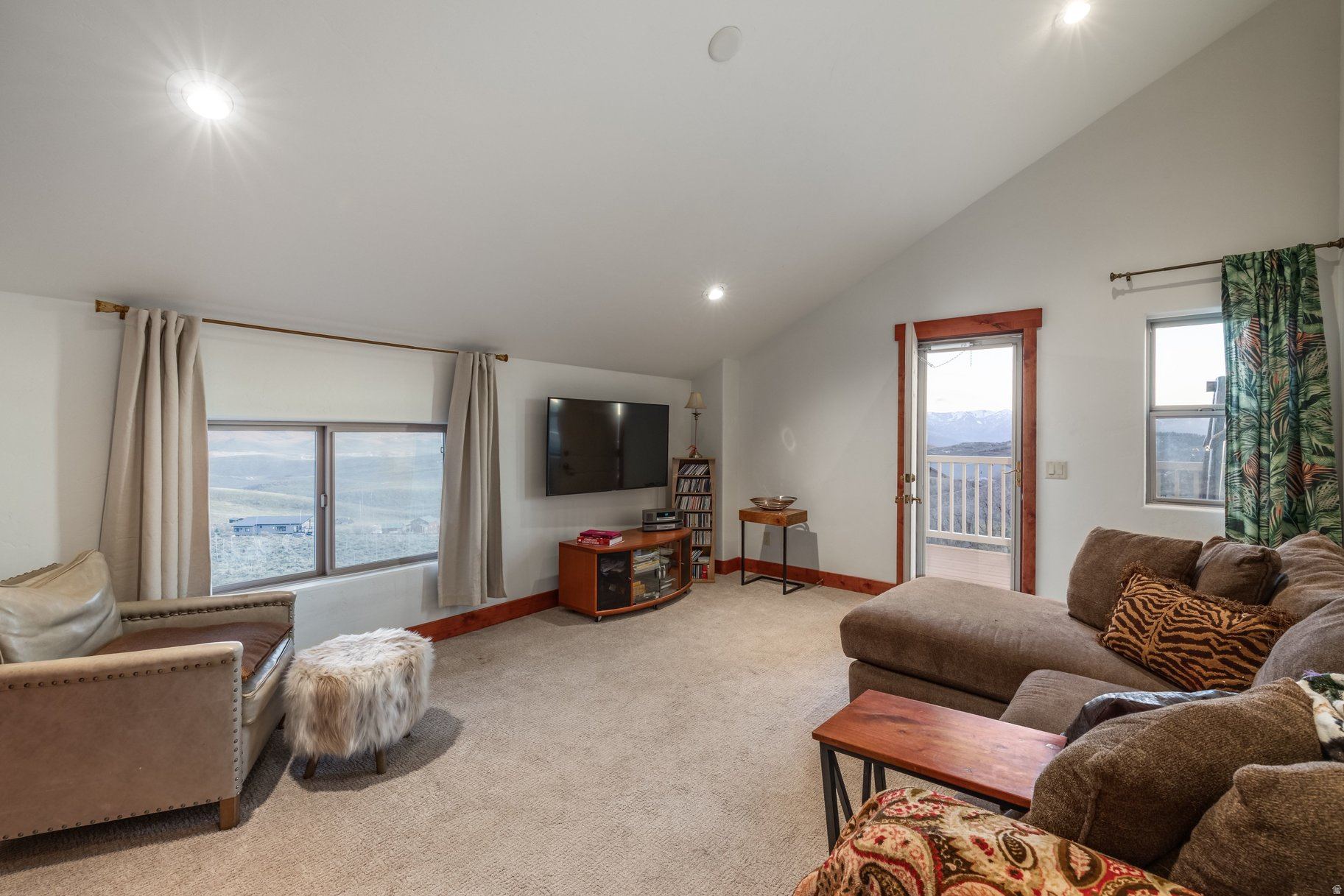 LAKE ROCKPORT ESTATES - Residential