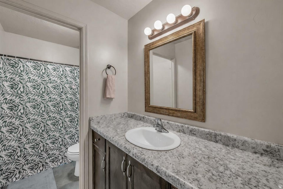 DESERTS EDGE PH 1 - Residential