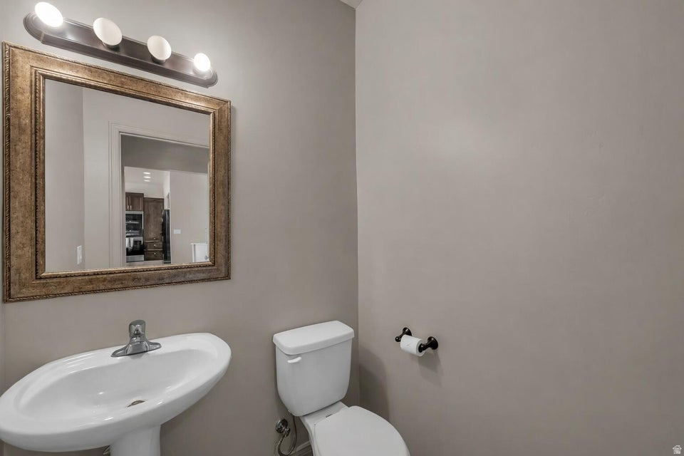 DESERTS EDGE PH 1 - Residential