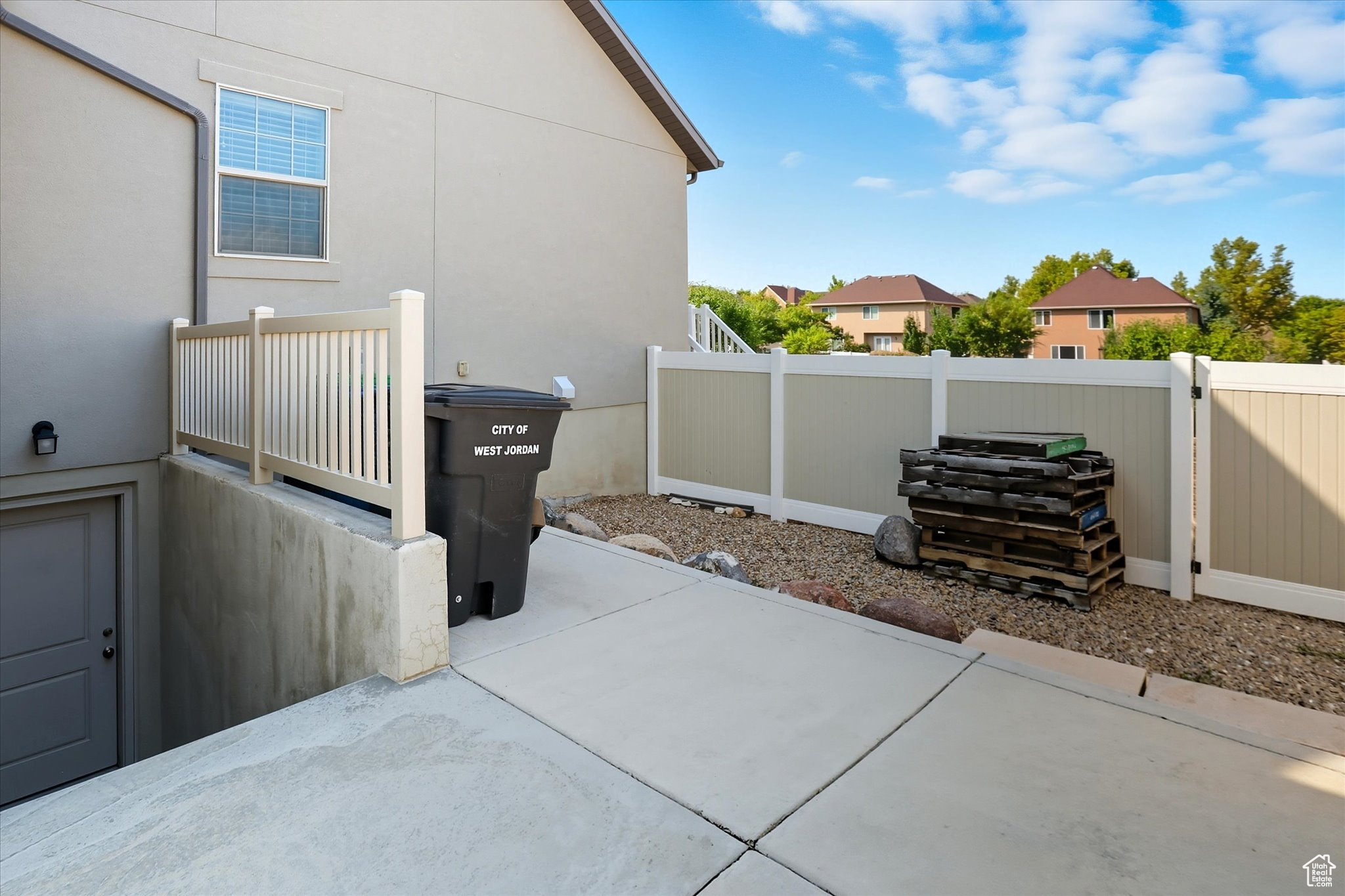 HYDE POINT - Residential