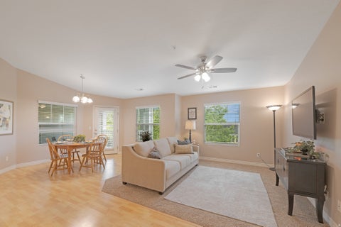 Condo For Sale - 11776 S Grandville Ave #111<br/> South Jordan, UT 84009