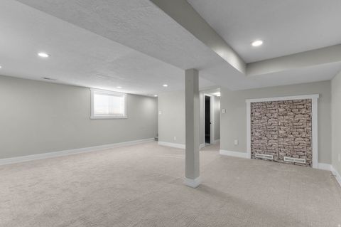 Tiny photo for 230 S LAKEVIEW DR E, Clearfield, UT 84015 (MLS # 2134942)