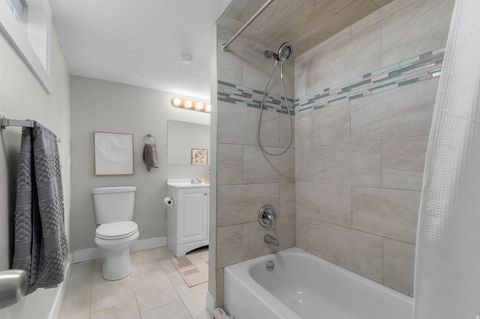 Tiny photo for 230 S LAKEVIEW DR E, Clearfield, UT 84015 (MLS # 2134942)