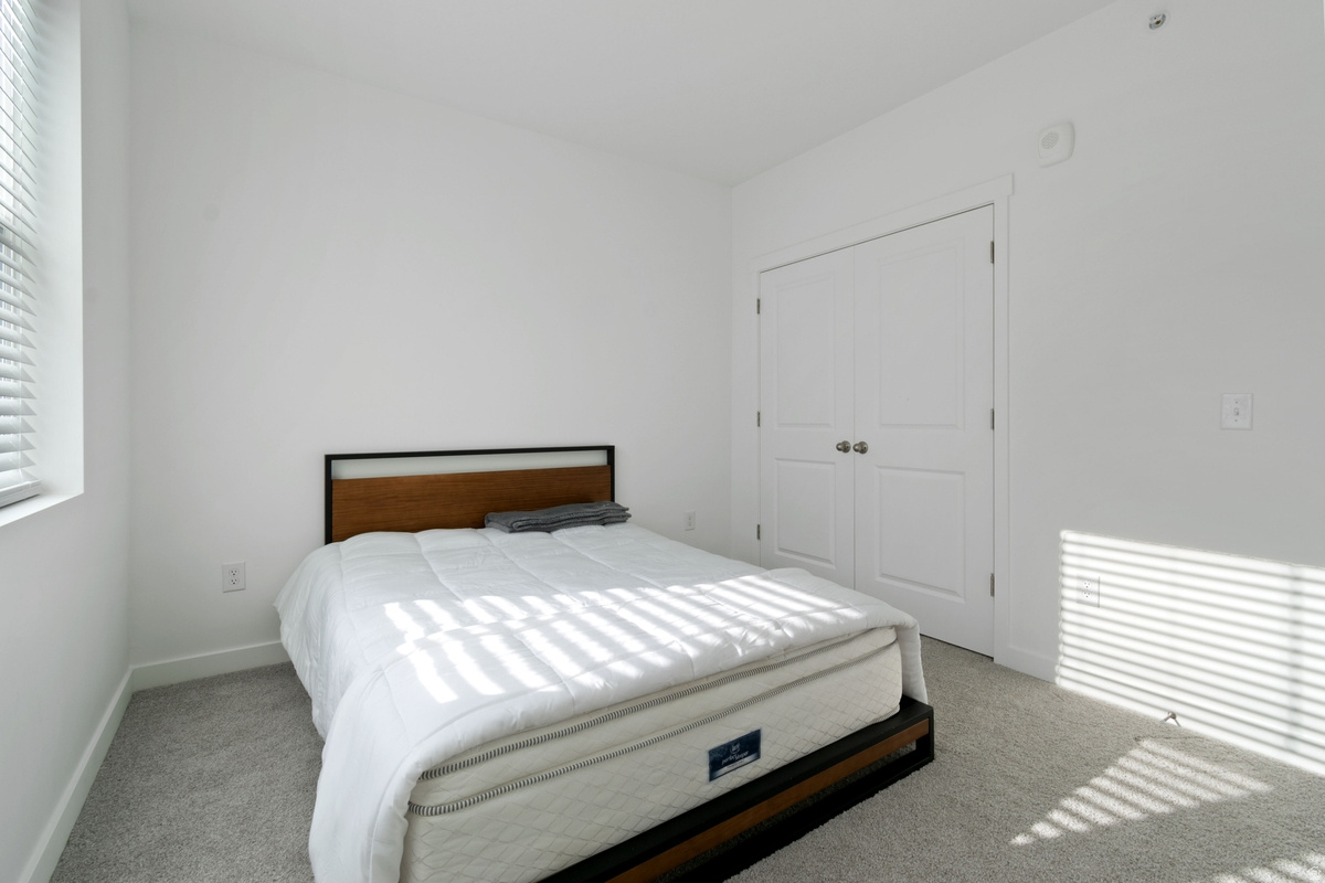 DAYBREAK - Residential