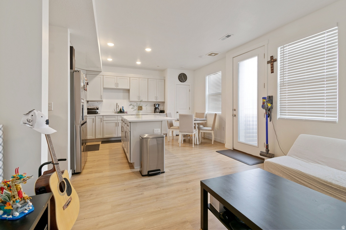 DAYBREAK - Residential