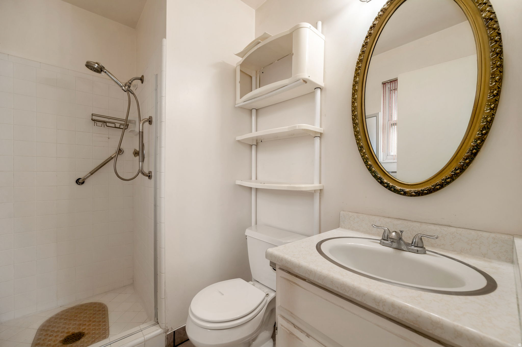 CAMBRIDGE ESTATES - Residential