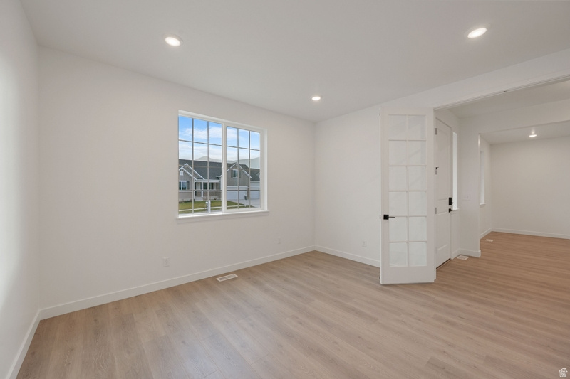 CANTON RIDGE - Residential