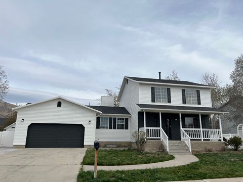 Photo of 1744 N 280 W, Orem, UT 84057 (MLS # 2145575)