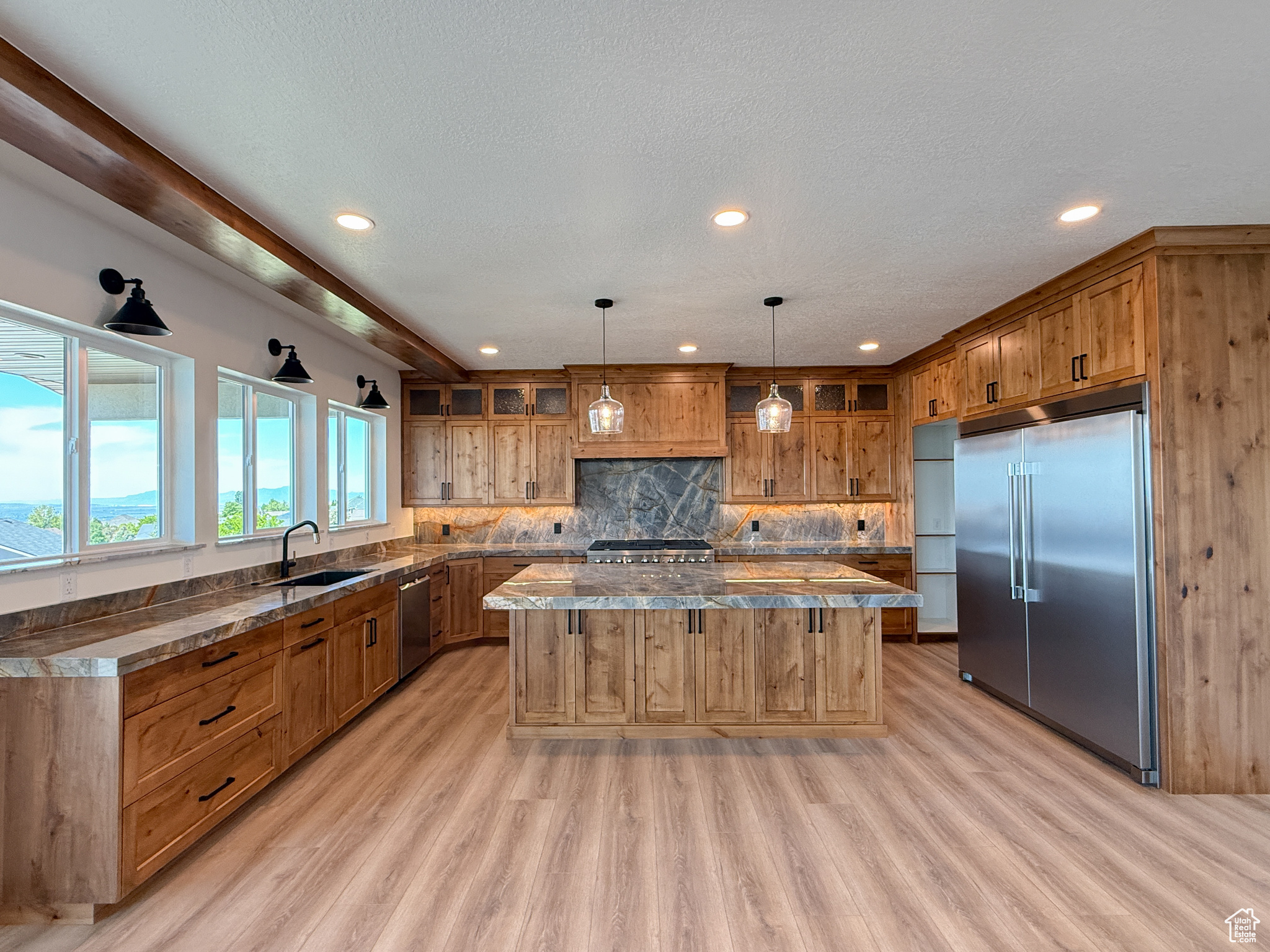 NORTHVIEW ESTATES - Residential