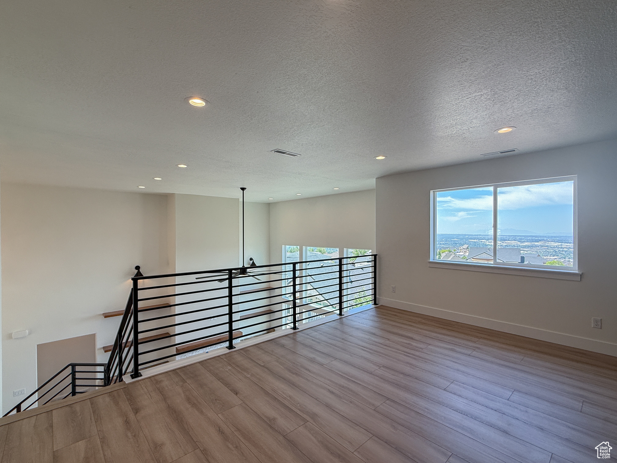 NORTHVIEW ESTATES - Residential