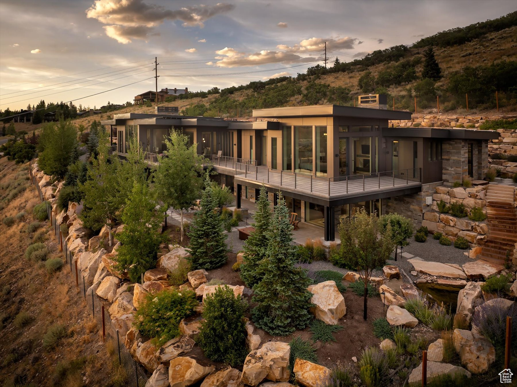 HEARTHSTONE SUB - Residential