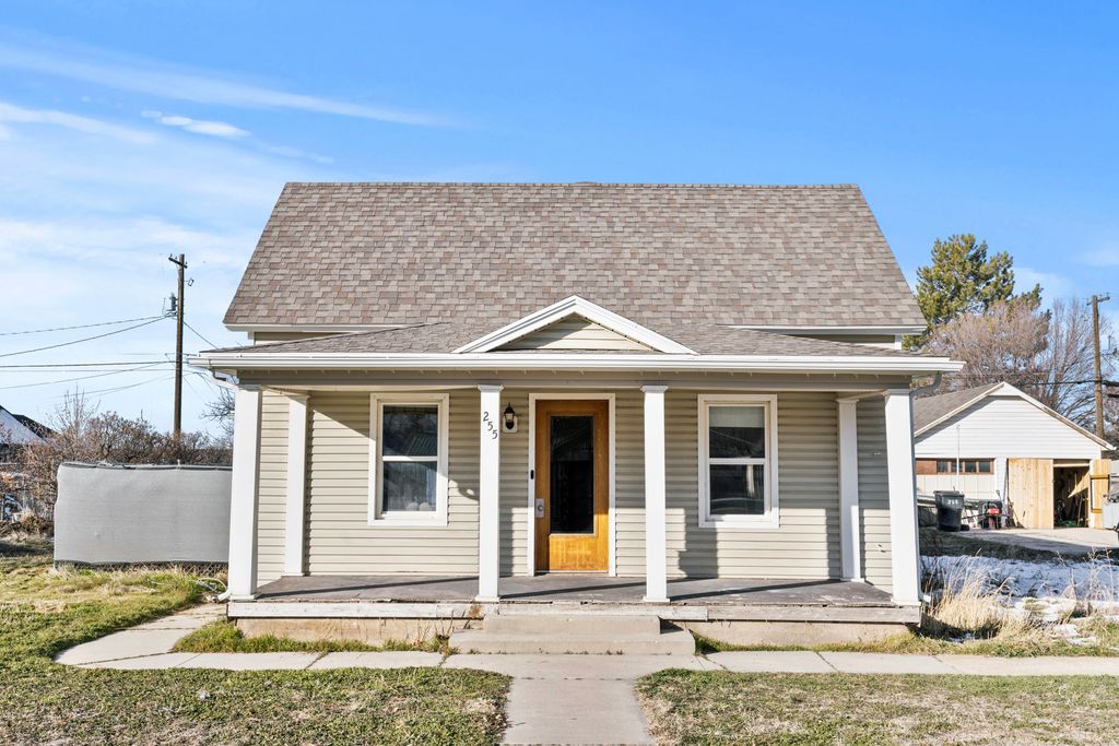 Photo of 255 N 500 W, Brigham City, UT 84302 (MLS # 2140236)