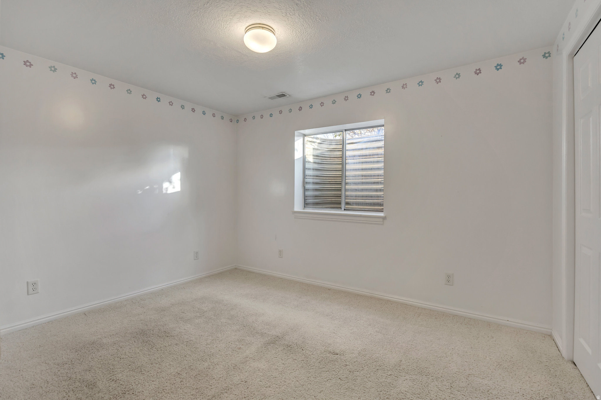 SUMMER CREST - Residential