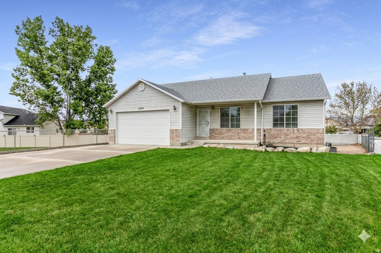 APPLE HOLLOW - Residential