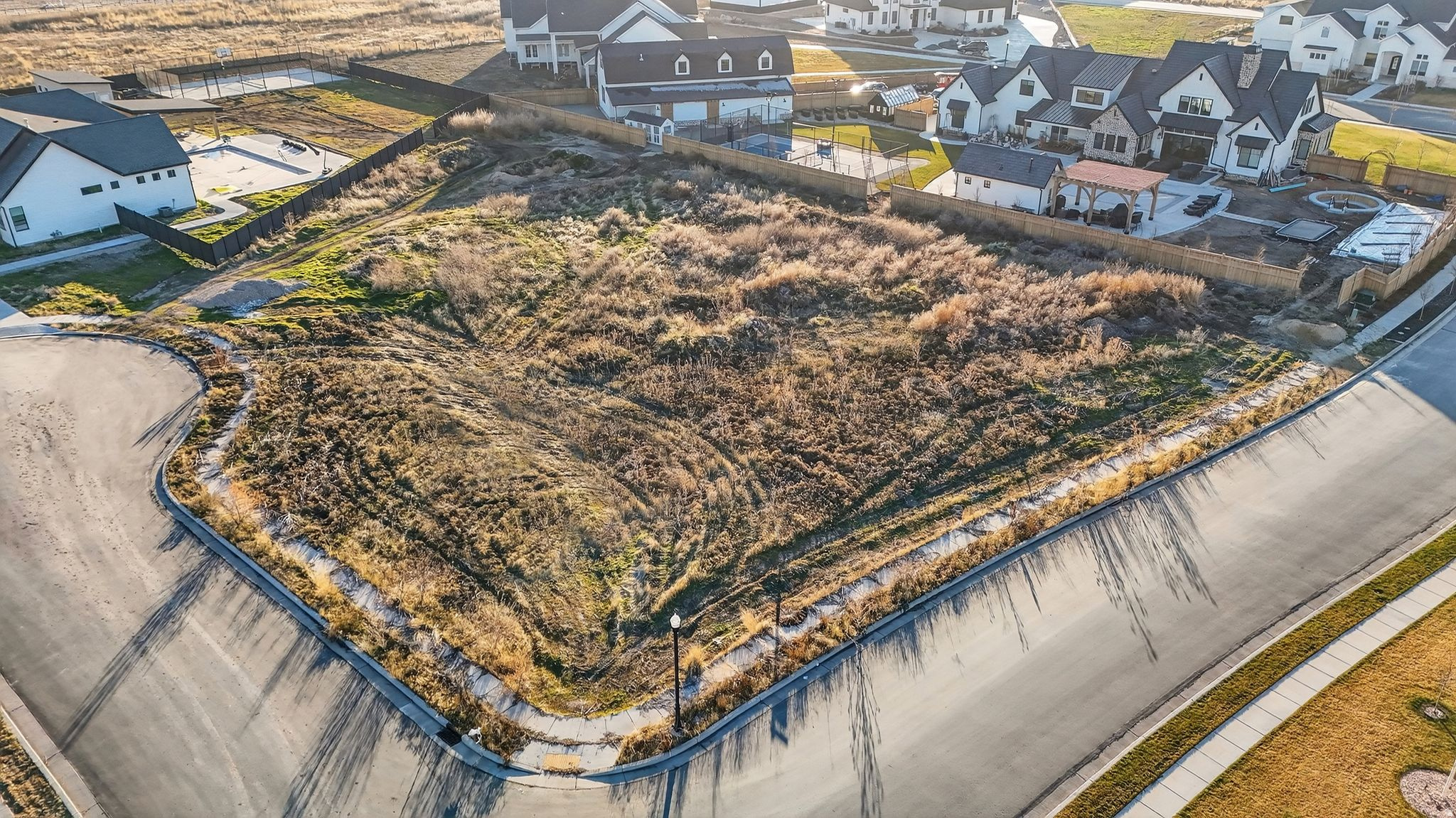 HIGHGATE ESTATES - Land