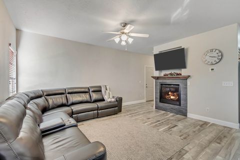 Tiny photo for 622 E WYNGATE POINTE LN S, Draper, UT 84020 (MLS # 2129603)