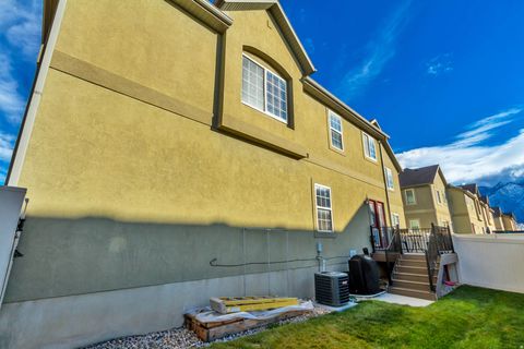Tiny photo for 622 E WYNGATE POINTE LN S, Draper, UT 84020 (MLS # 2129603)