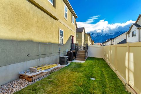 Tiny photo for 622 E WYNGATE POINTE LN S, Draper, UT 84020 (MLS # 2129603)