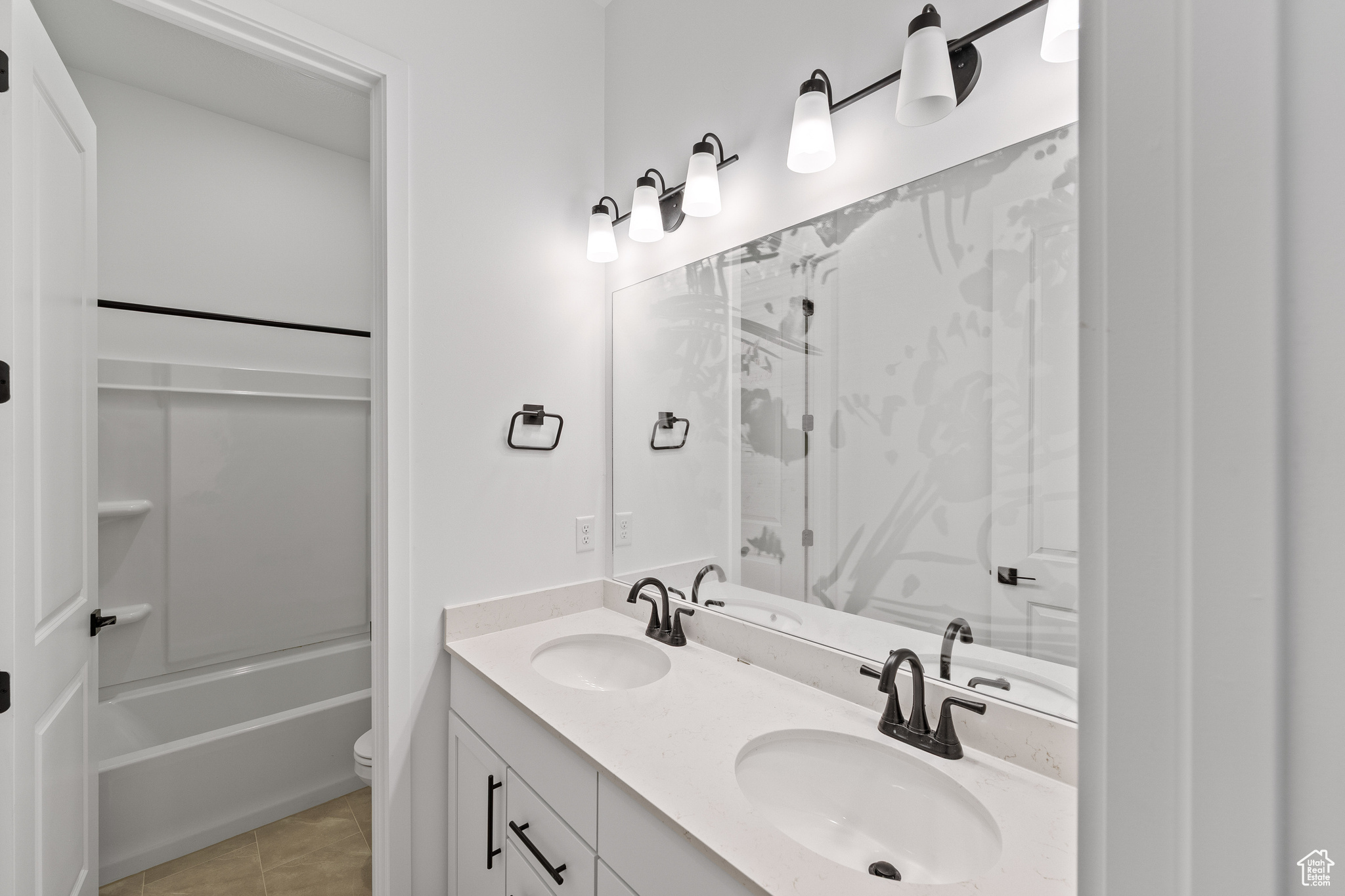 TAYLOR LANDING - Residential