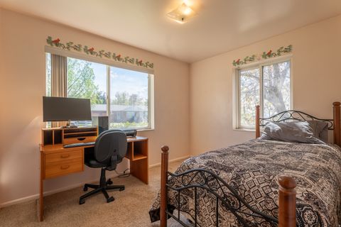 Tiny photo for 221 E 2450 S, Bountiful, UT 84010 (MLS # 2149590)