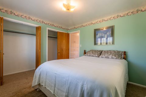 Tiny photo for 221 E 2450 S, Bountiful, UT 84010 (MLS # 2149590)