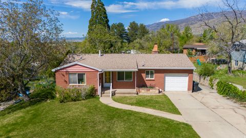 Tiny photo for 221 E 2450 S, Bountiful, UT 84010 (MLS # 2149590)