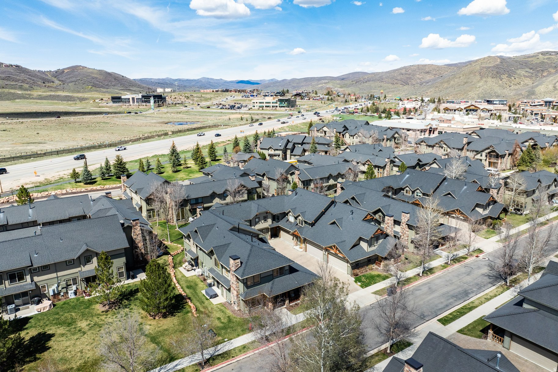 REDSTONE VILLAGE CONDOMINIUM - Residential Lease