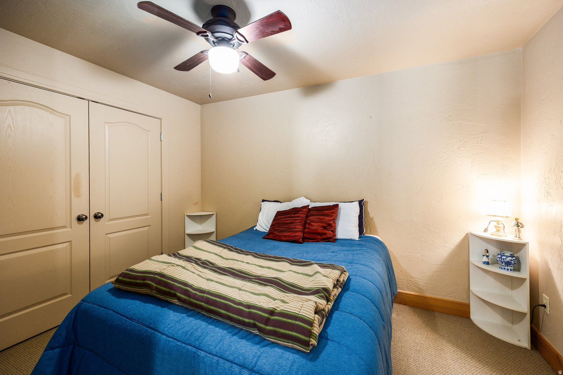 REDSTONE VILLAGE CONDOMINIUM - Residential Lease