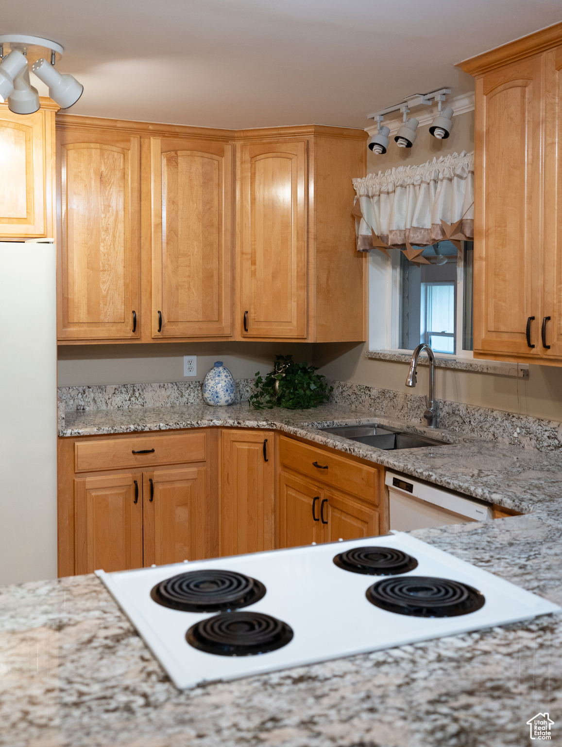 235 S Palisade Dr, Orem, Utah image 14