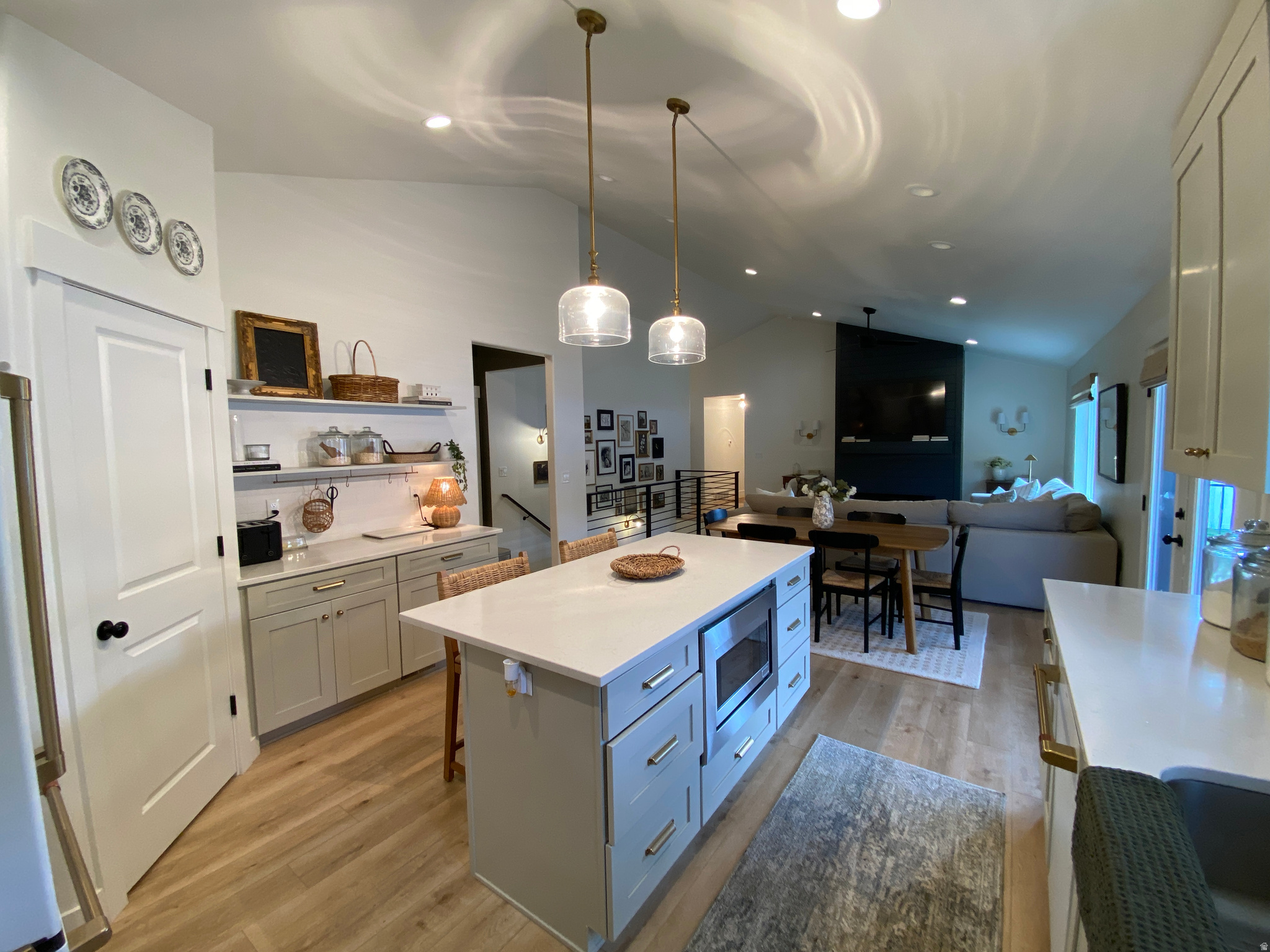 KNUDSEN - Residential