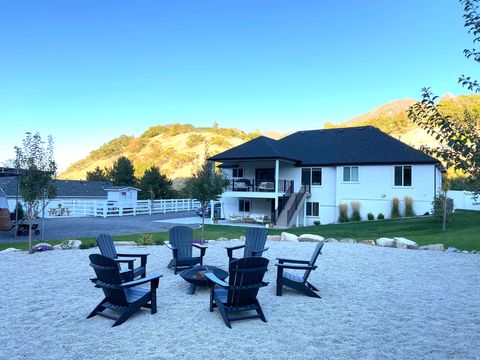 Tiny photo for 319 N LOAFER CANYON RD, Elk Ridge, UT 84651 (MLS # 2120700)