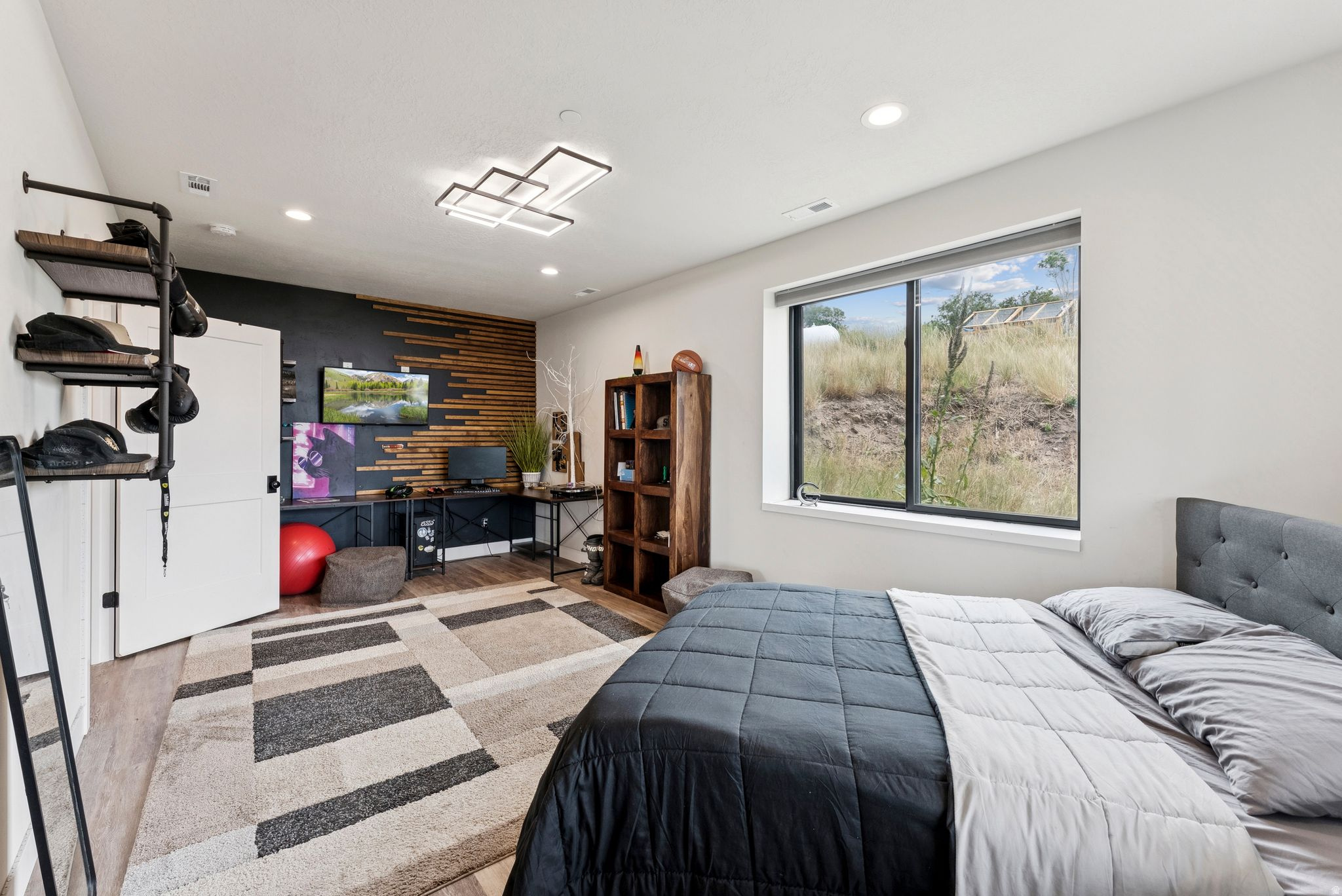 TIMBER LAKES - Residential