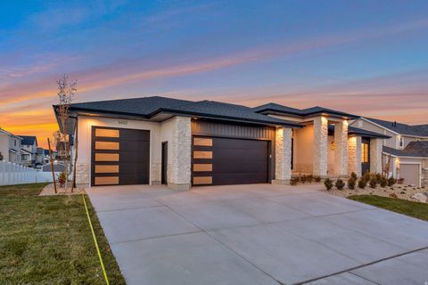 Tiny photo for 6602 W BRAEBURN WAY S, West Jordan, UT 84081 (MLS # 2121999)