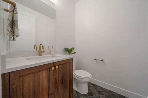 Tiny photo for 6602 W BRAEBURN WAY S, West Jordan, UT 84081 (MLS # 2121999)