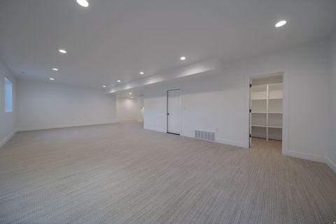 Tiny photo for 6602 W BRAEBURN WAY S, West Jordan, UT 84081 (MLS # 2121999)