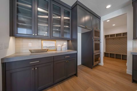 Tiny photo for 6602 W BRAEBURN WAY S, West Jordan, UT 84081 (MLS # 2121999)