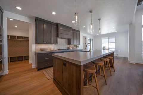 Tiny photo for 6602 W BRAEBURN WAY S, West Jordan, UT 84081 (MLS # 2121999)